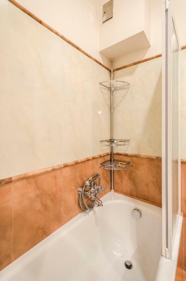Appartement Lupari Apartment, Palazzo Storico Sotto Le Due Torri Bologne