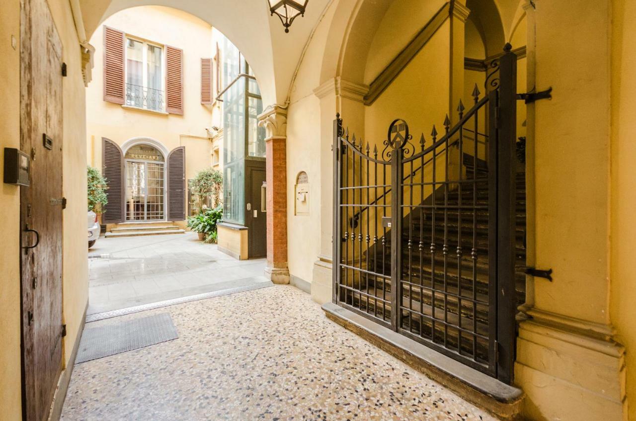 Lupari Apartment, Palazzo Storico Sotto Le Due Torri Appartement *