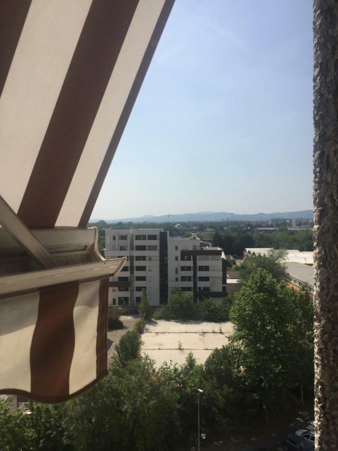 Stanza In Privato Zona San Vitale Séjour chez l'habitant Bologne