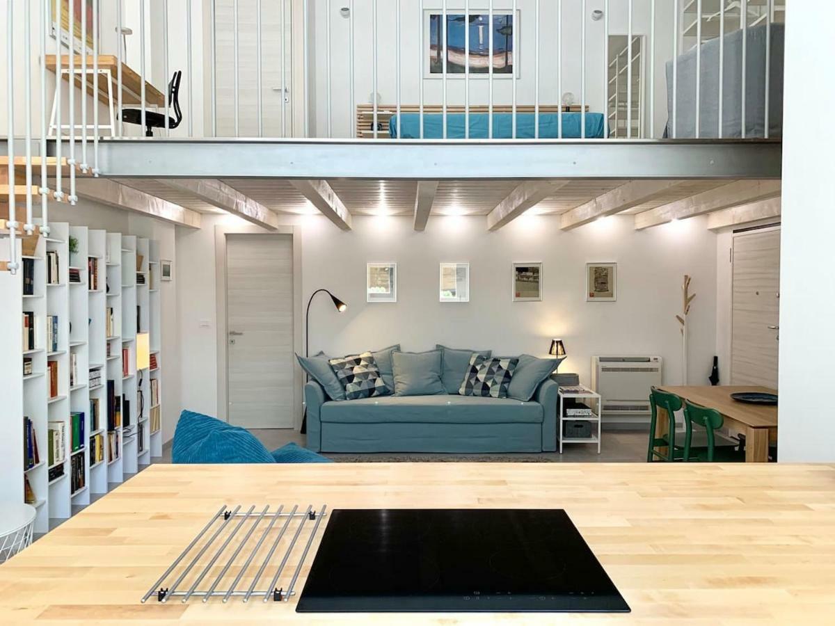 Appartamento Blue Loft - Central Open Space & Private Parking Bologna