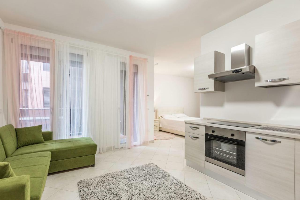 Freud 8, By Short Holidays Apartment