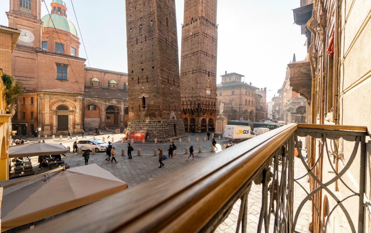 Asinelli Suite, Privilegiata Vista Sulle Due Torri Apartamento Bolonia