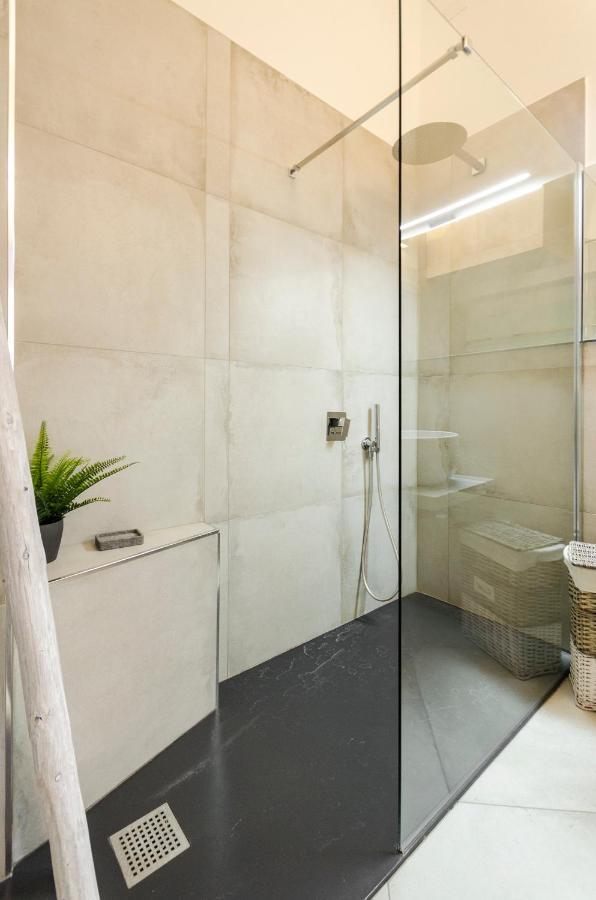 Cartoleria Suite: Spazioso, Moderno E Apartamento *