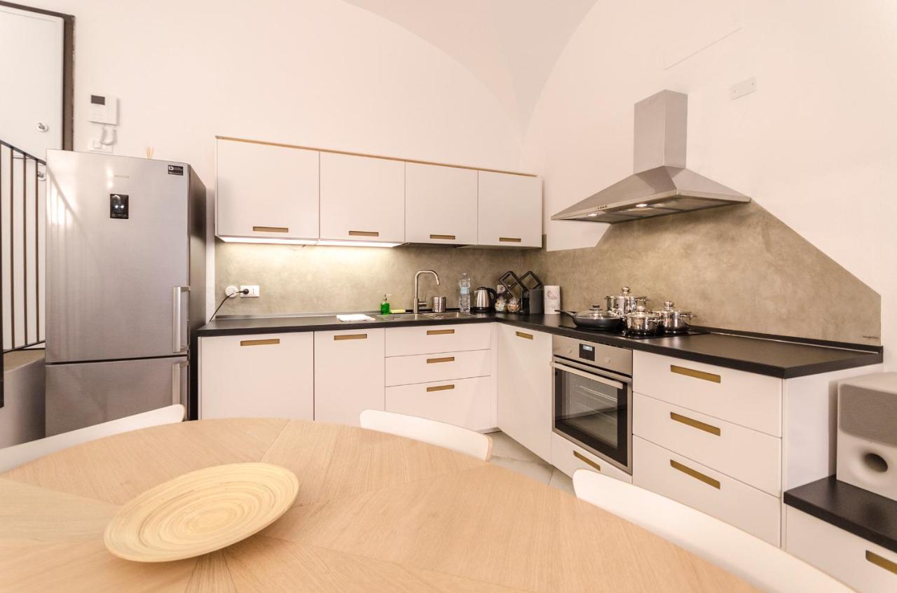 Cartoleria Suite: Spazioso, Moderno E Apartamento Bolonia