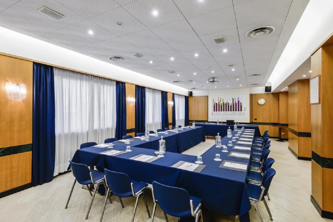 Airport Hotel