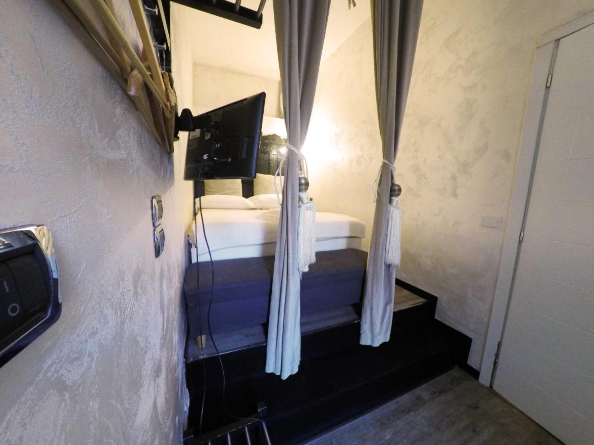 Les Chambres De Amelie Couette-café Bologne