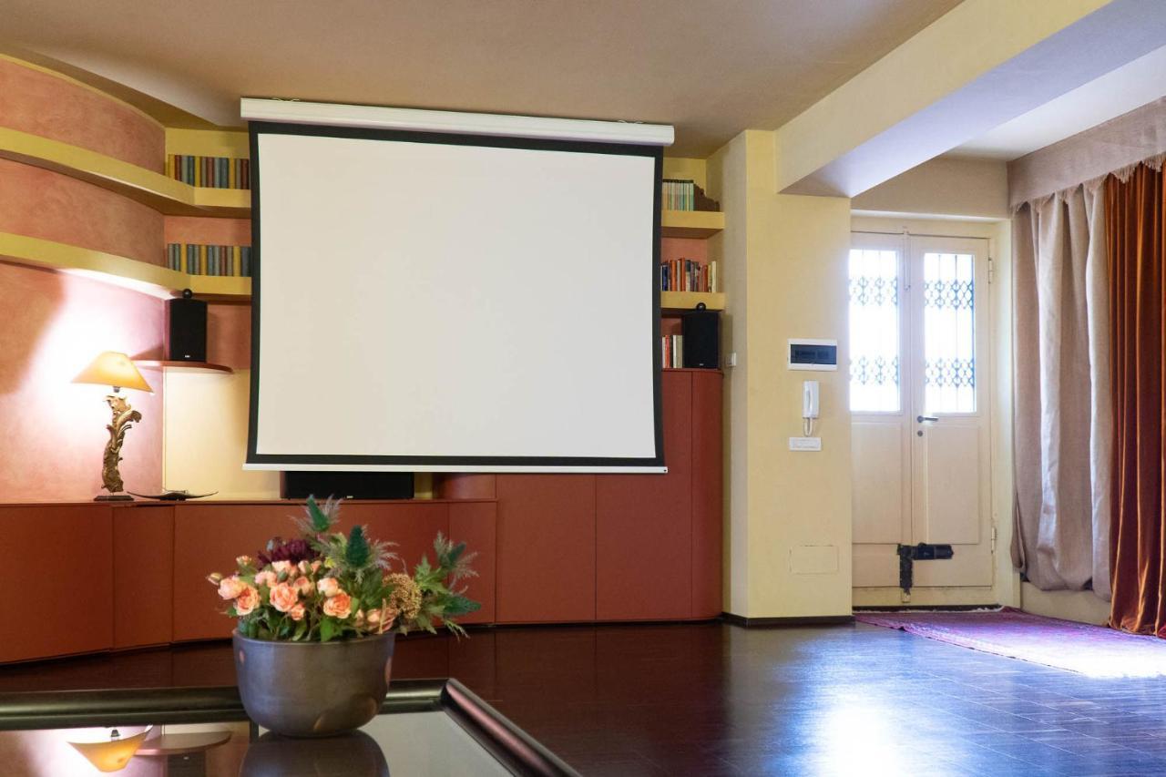 Apartment Bohemian Spacious And Loft Bologna