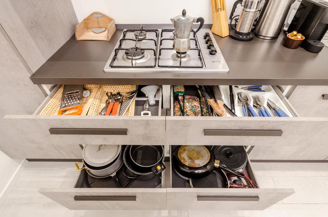 Apartment Dimora Santo Stefano: Ampia, Con Giardino Privato