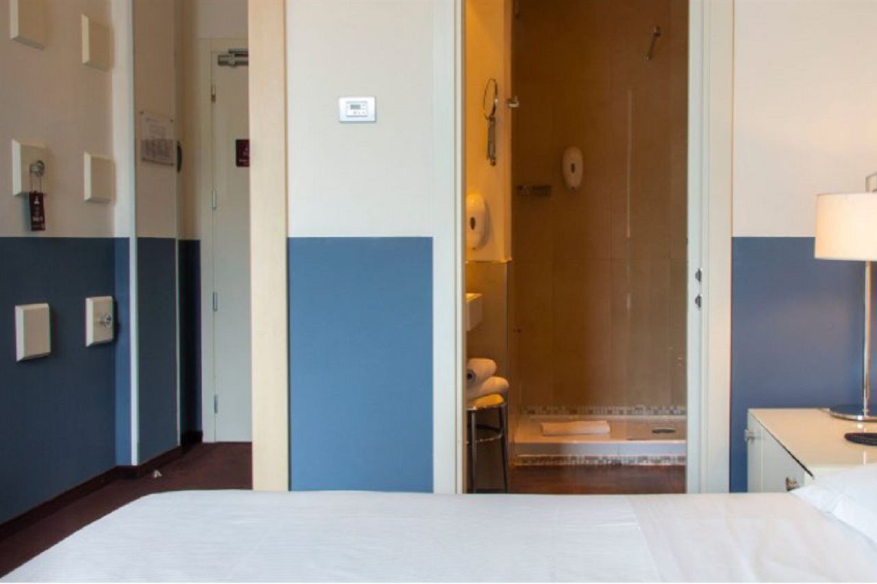 Smy Hotel