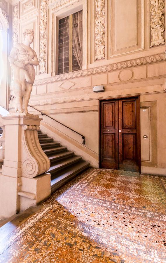 Familybo Santo Stefano Apartment *