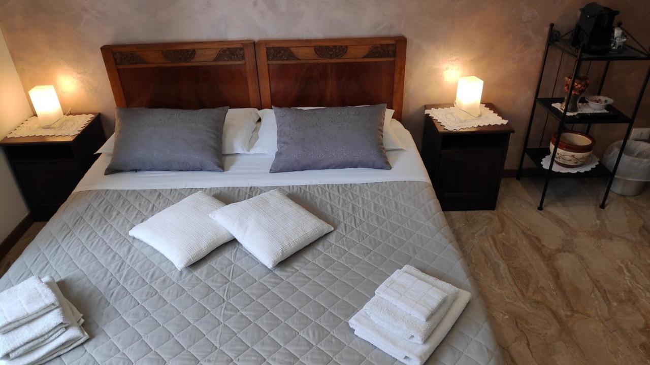 Bed & Breakfast Centrale Couette-café 3*