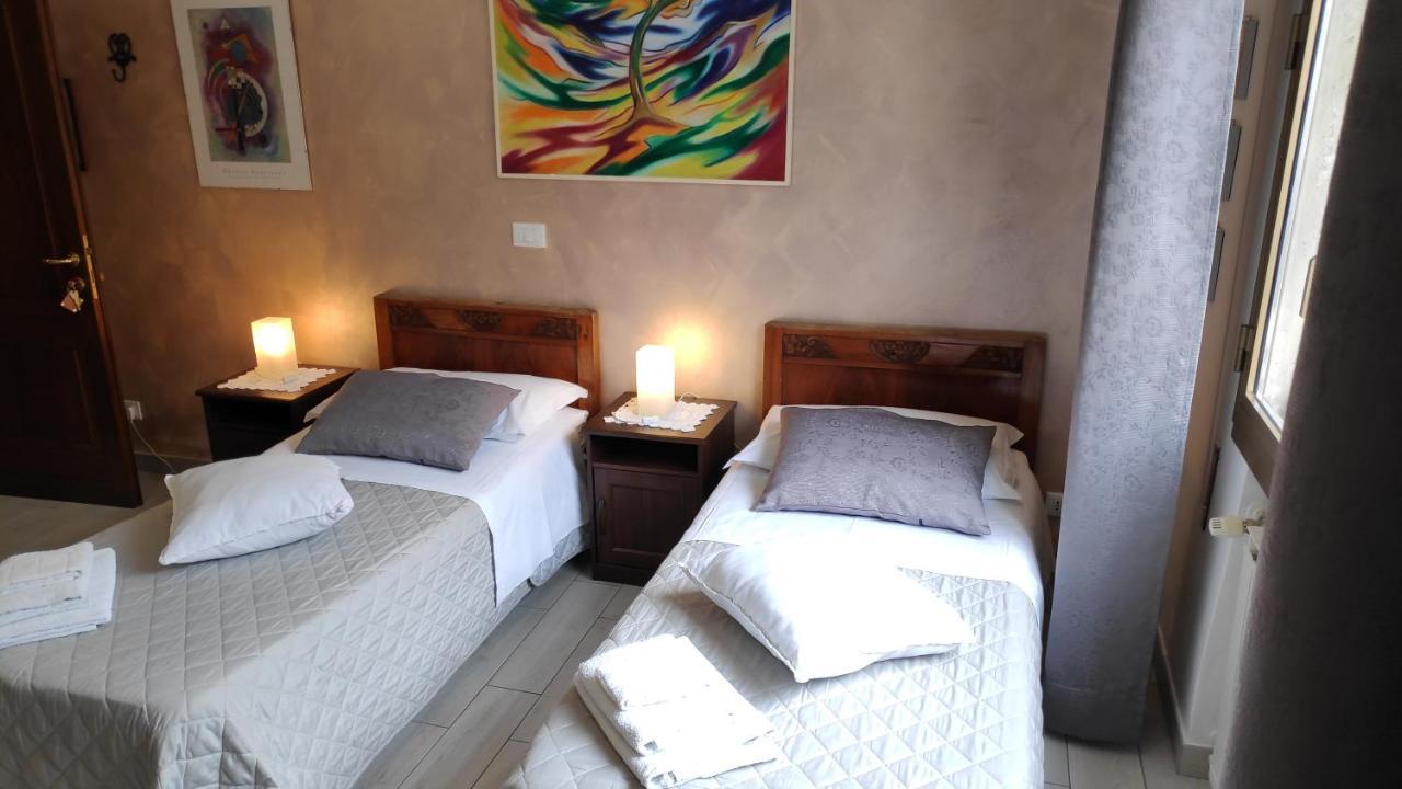 Couette-café Bed & Breakfast Centrale 3*