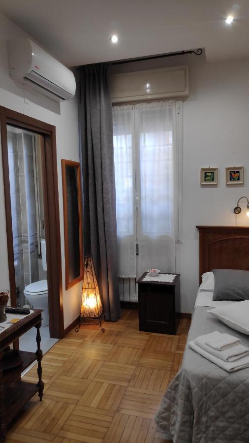 Couette-café Bed & Breakfast Centrale 3*