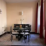 Piazza Maggiore Luxury Apartment