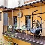 Bright Design House In The Heart Of Bologna
