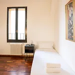 Getthekey Mura Di Porta S Felice