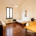 Getthekey Mura Di Porta S Felice