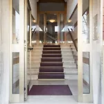 In Fiera 8 Apartment Superior Front Fair