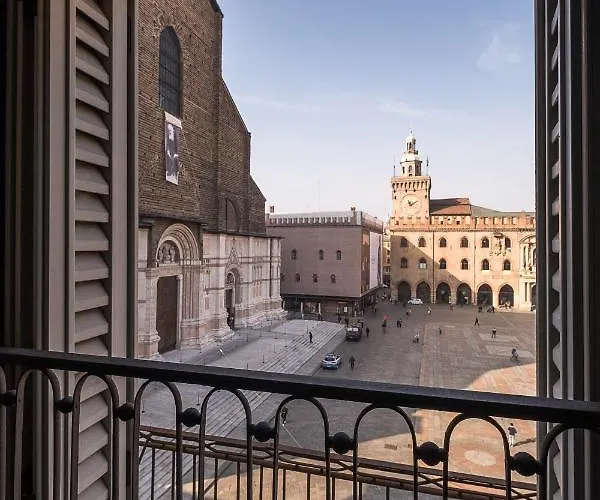 Urbanicooh Asinelli - Balcony On Piazza Maggiore