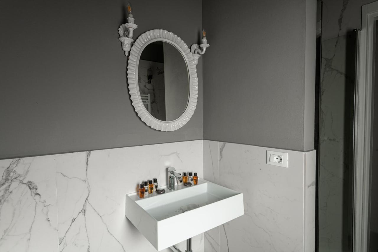 L'8 Boutique Design