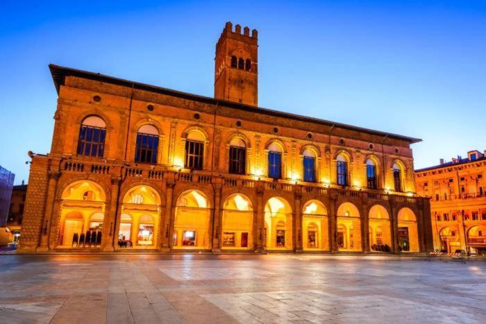Four * Bologna