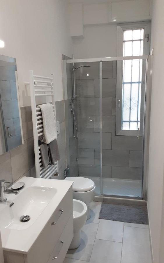 House Passarotti, 21 * Bologne