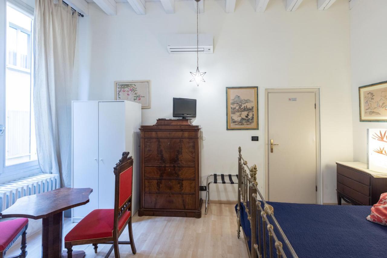 Le Stanze Del Carro By Short Holidays Guest house