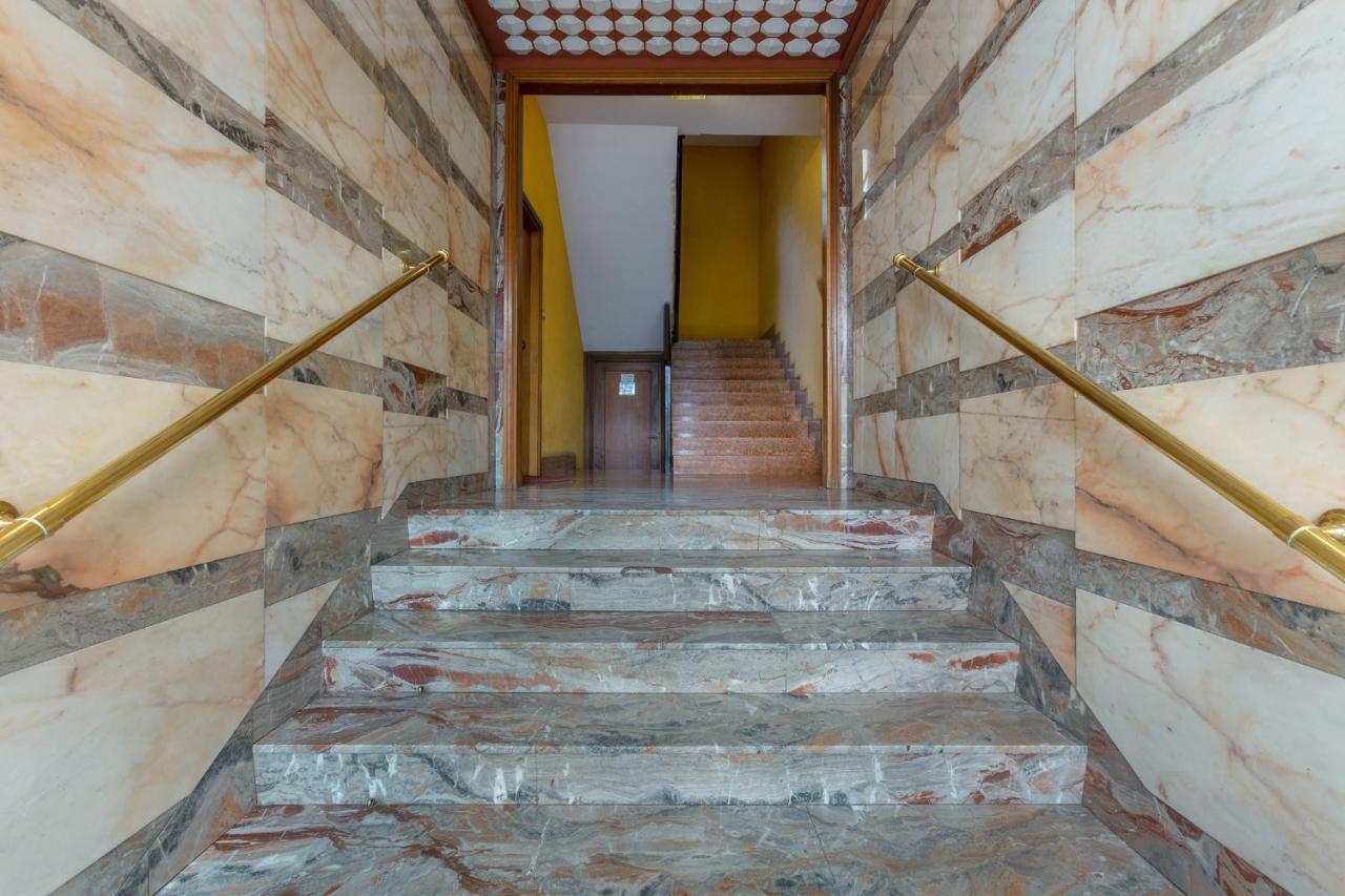 San Donato Fiera House X6 *