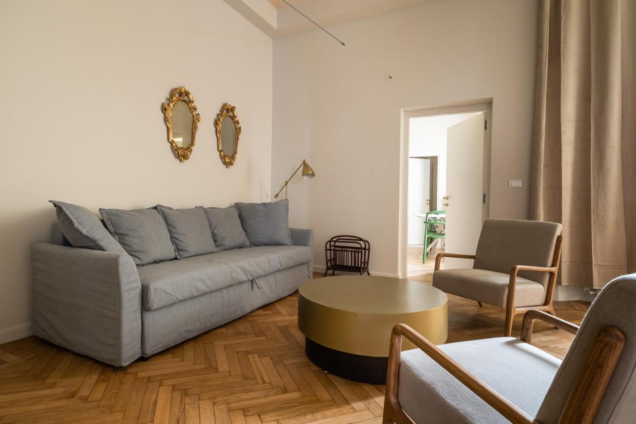 Appartamento D'azeglio Nel Salotto Di *