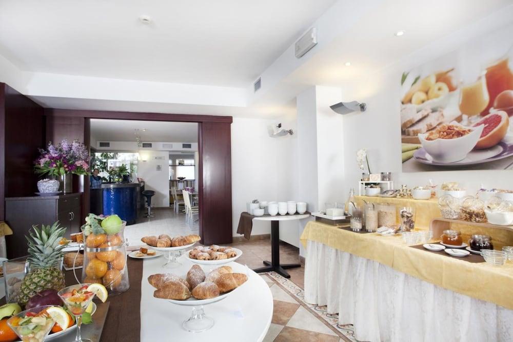 Hotel Bleis 4*