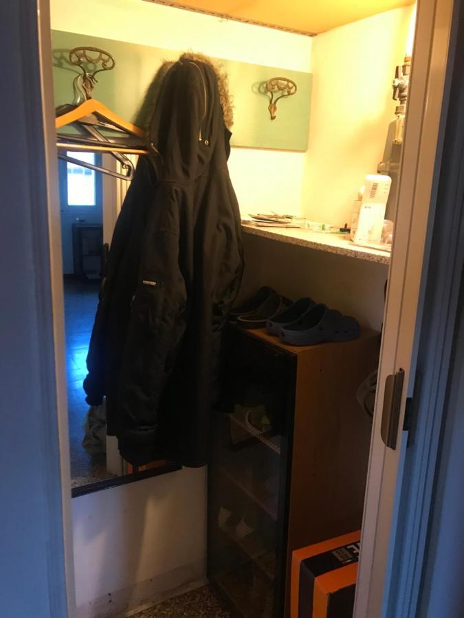 4 Posti Letto In Zona Tranquilla E Ben Servita, Un Matrimoniale E Un Divano Letto Matrimoniale Facebook Massimo Bobo Aquili Bologne