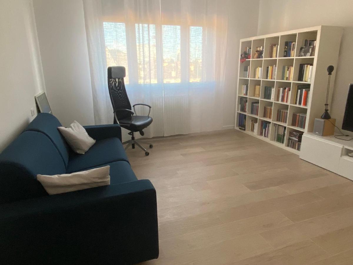 Acomodação com café da manhã  Casa L&r *