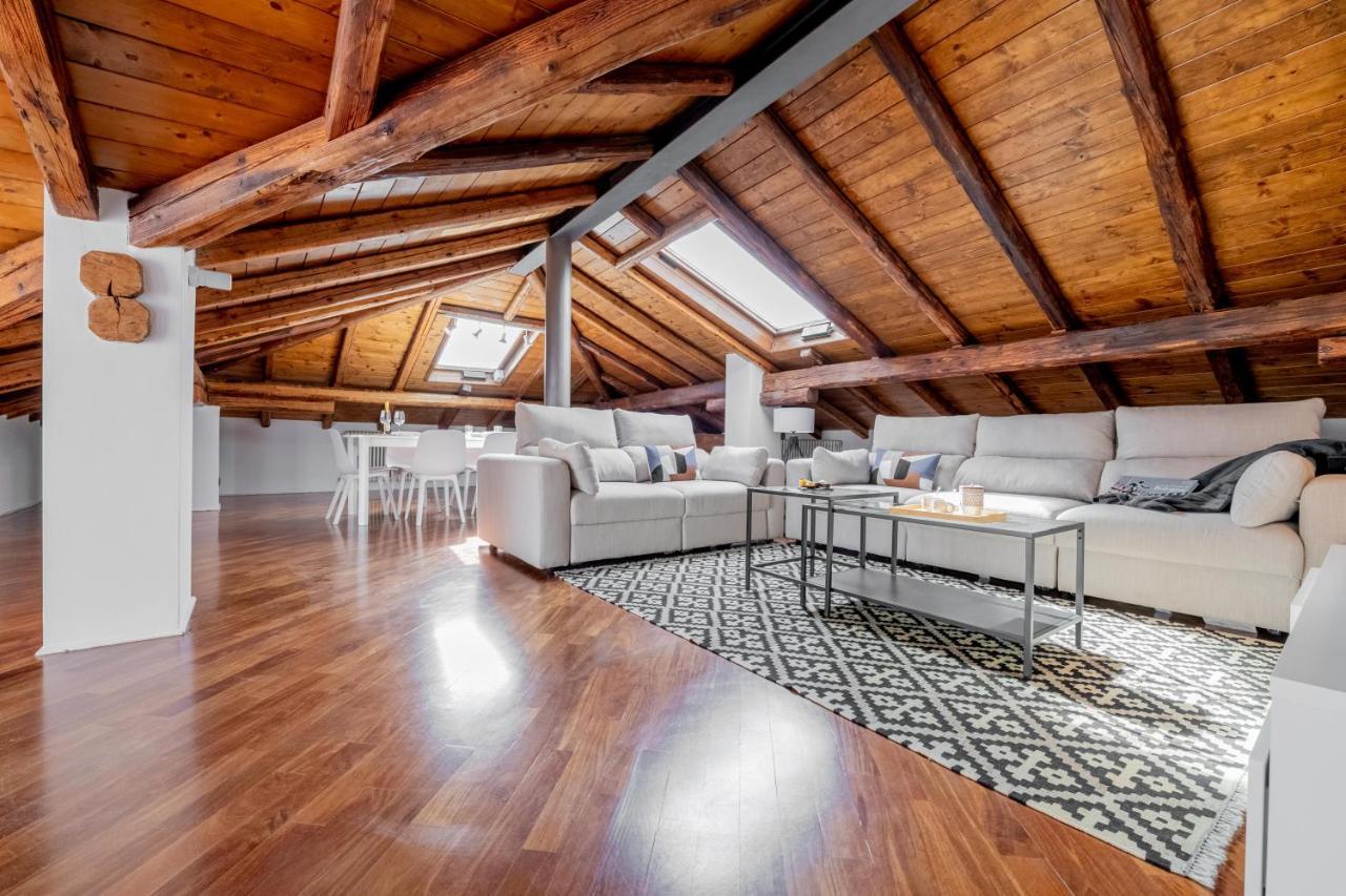 Realkasa Attico Indipendenza Apartamento *