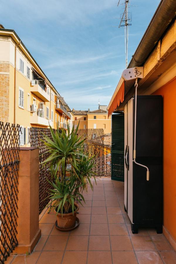 Malcontenti Con Terrazzo By Wonderful Ltaly * Bologna