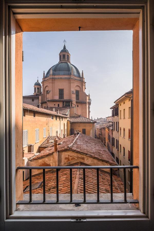 Urbanicooh Asinelli - Balcony On Piazza Maggiore Bologne