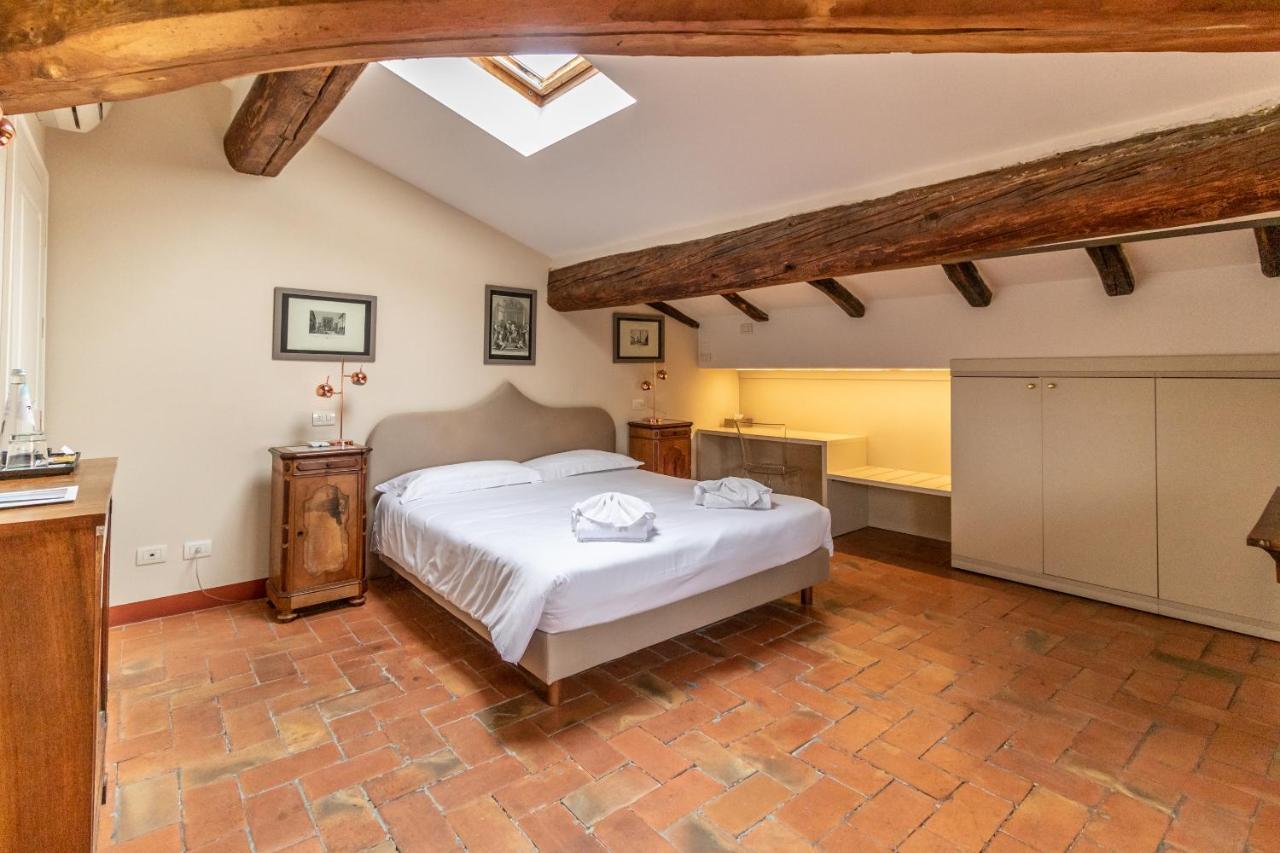 Casa Isolani Charms Santo Stefano