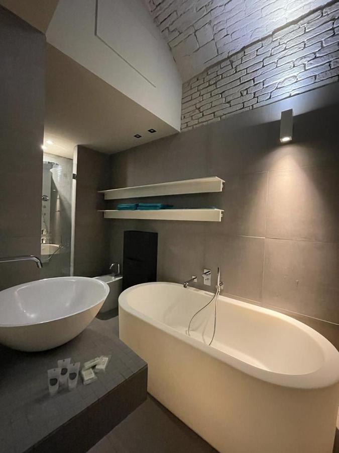 Portici Design - Historical Center Appartement Bologna