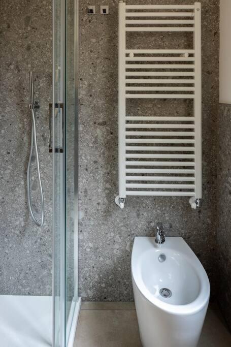Appartamento Isaia - 10 Minutes From Piazza Maggiore *