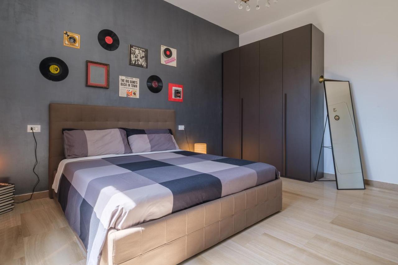 Fabula 3 With Private Bathroom Bed and breakfast Bolonia