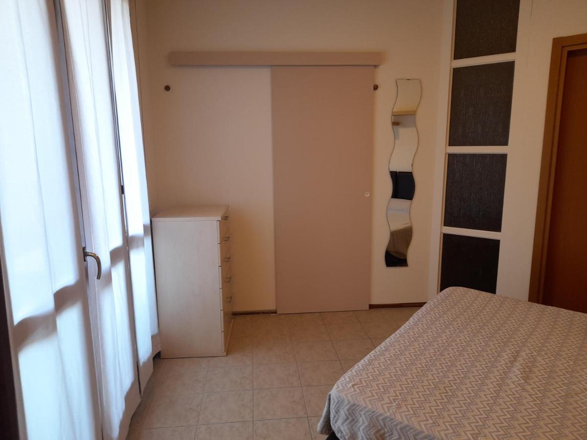 Fiera Levante Apartment *