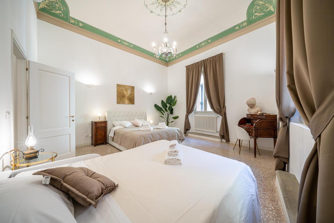 3 Minutes From Piazza Maggiore Historical Flat *