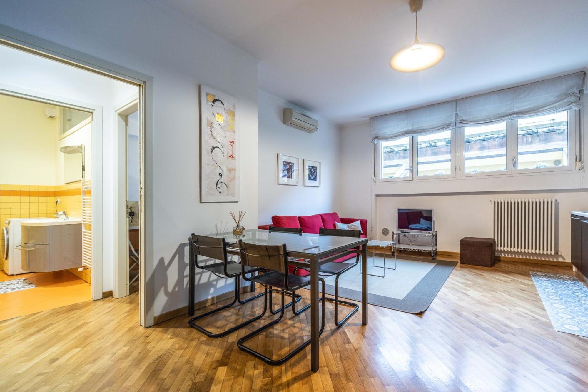 Sant'isaia, By Short Holidays Appartamento