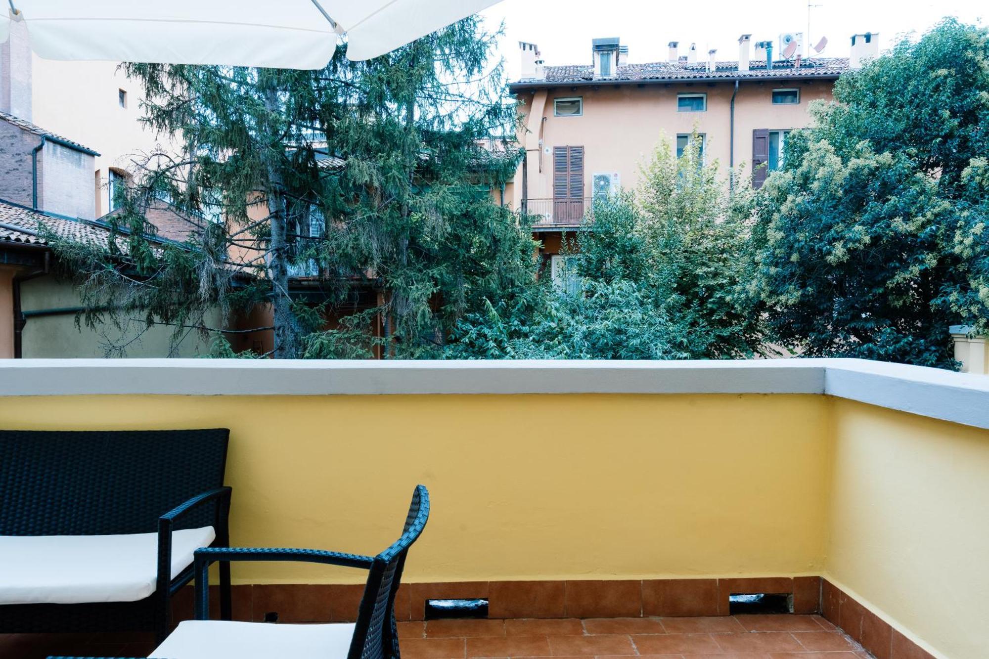 Indipendenza Mansion Centre Apartment