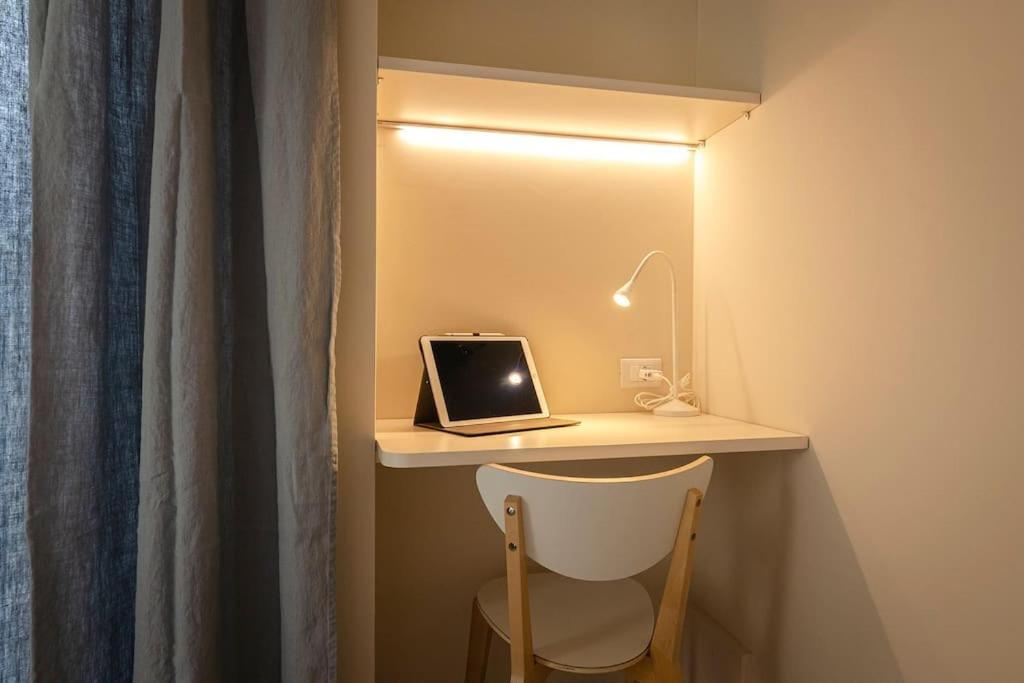 Casa Aldrovandi: Elegante E In Centro Storico Apartment *