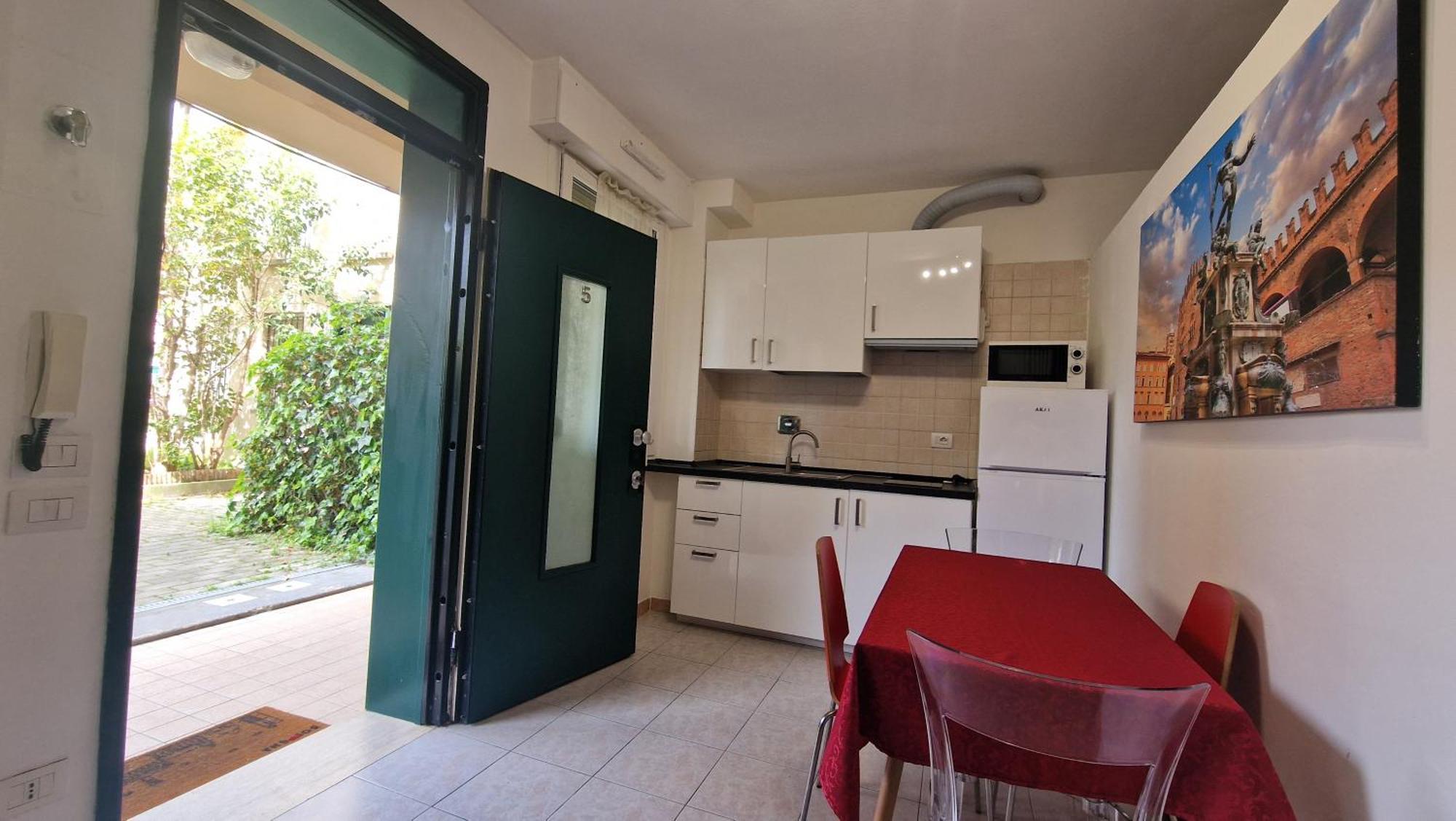Fiorilli House - Fair District - Gratis Private Parking * Bolonha