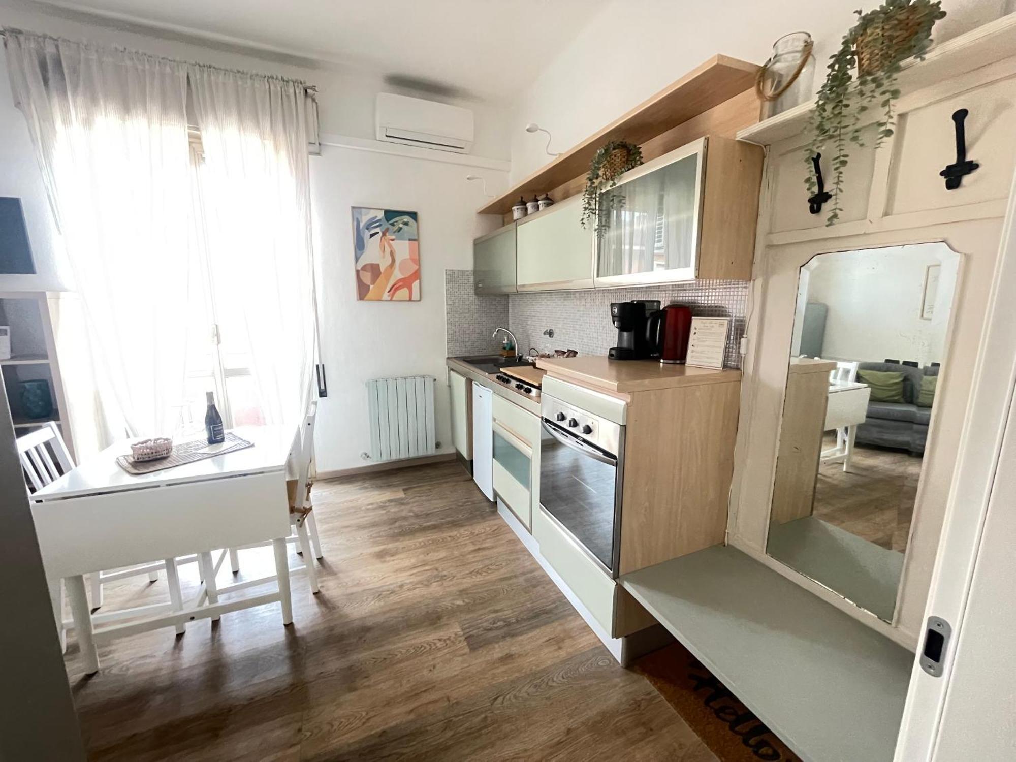 Eraora Apartrooms - Station Appartamento