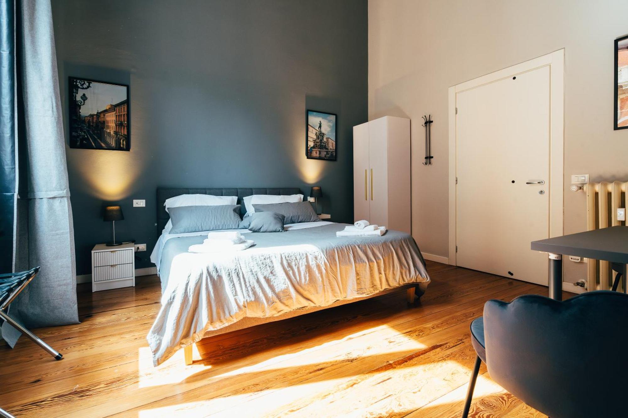 - Private Bathroom Bolonia