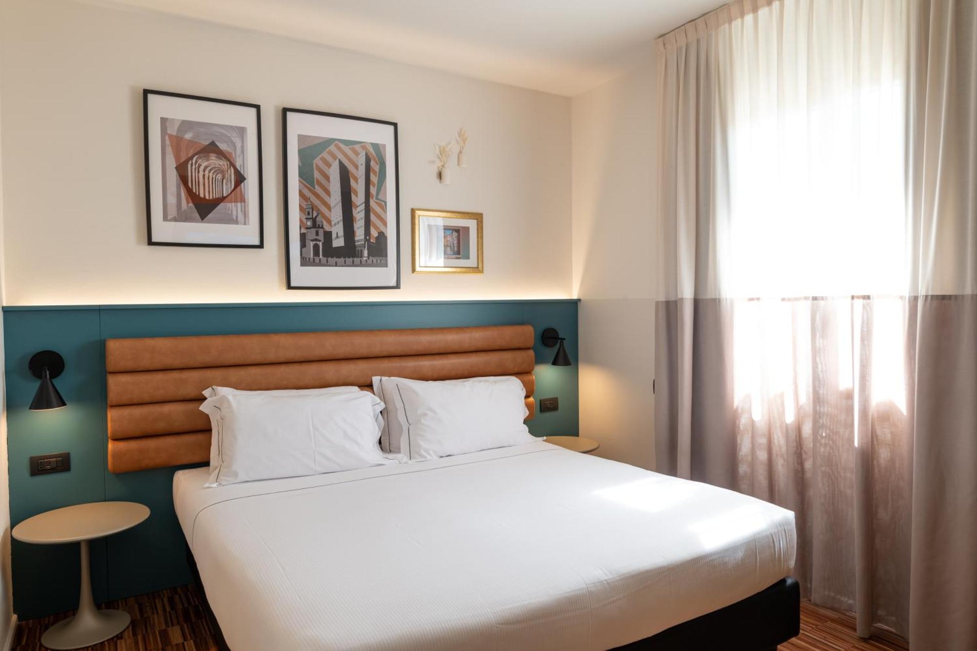 Hotel Bleis Bolonia