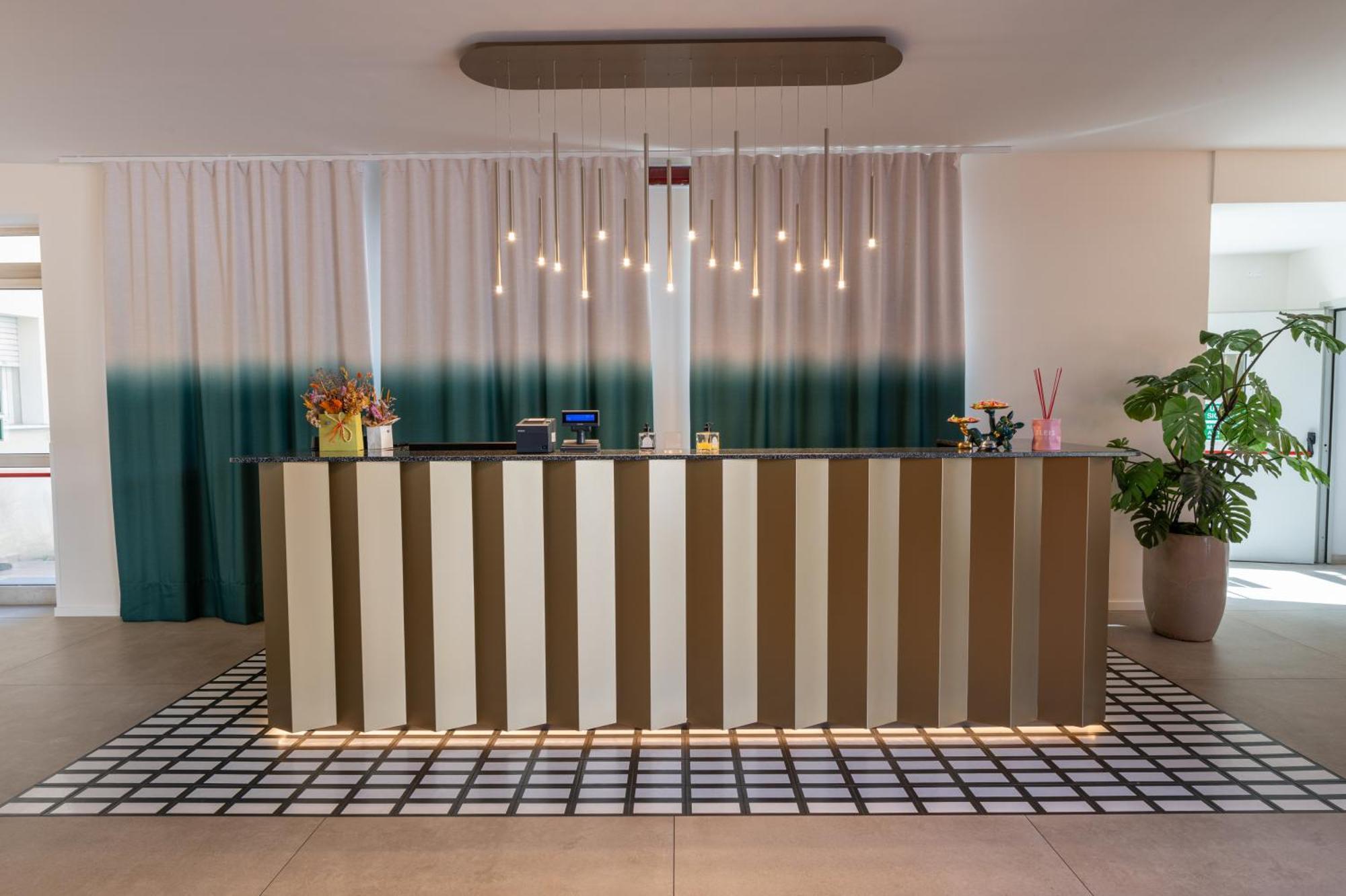 Hotel Bleis Bolonia