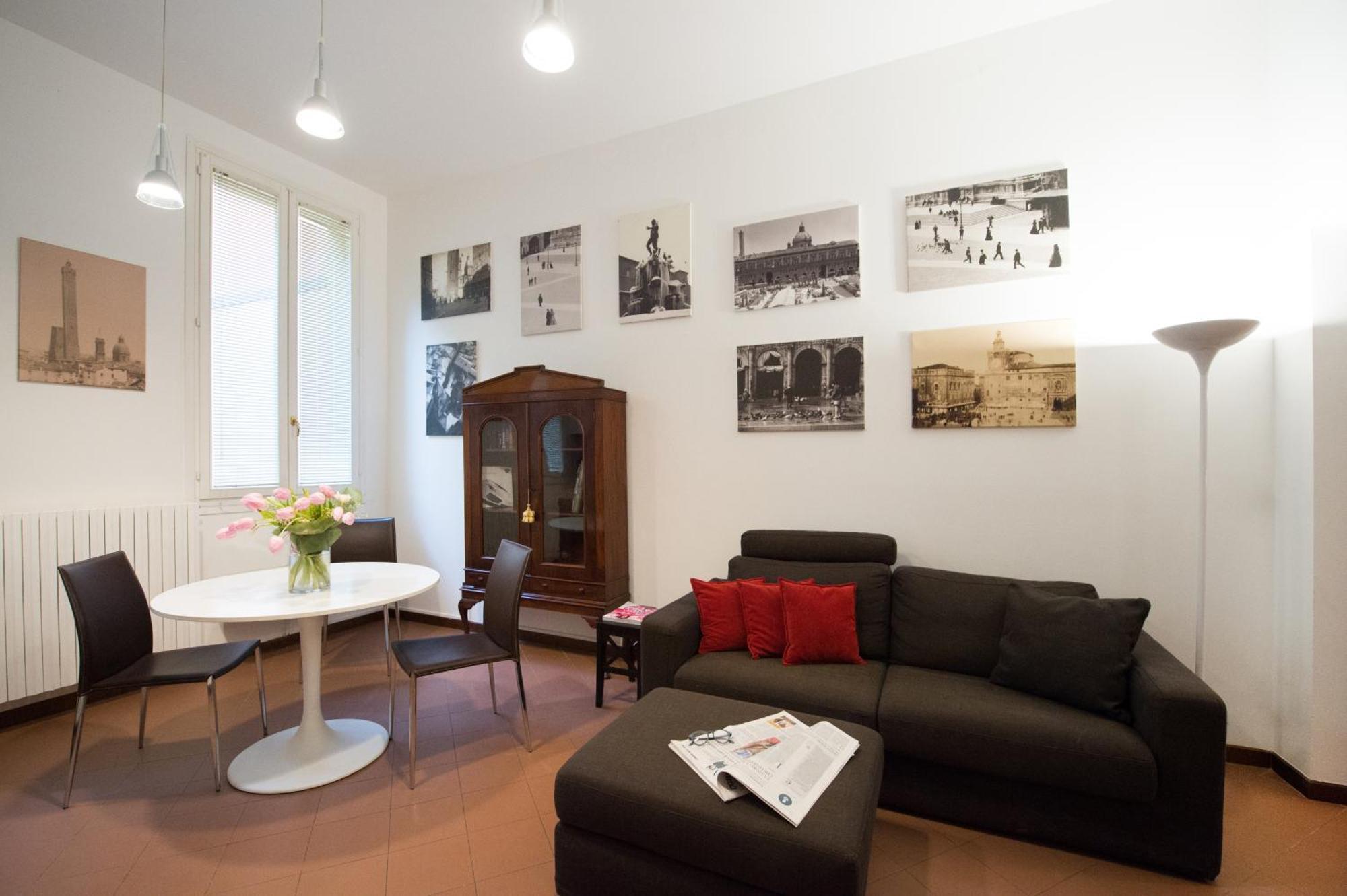 Phi 4* Bologna